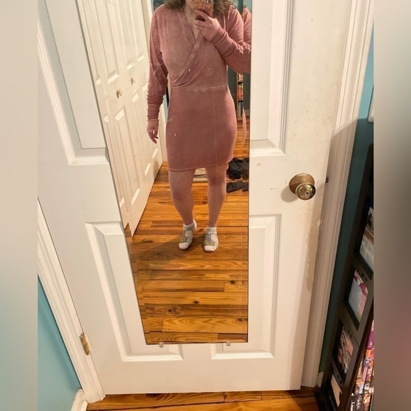 LAmade Long Sleeve Dress Size Small/ Will Fit Size Medium NWT - Picture 3 of 8